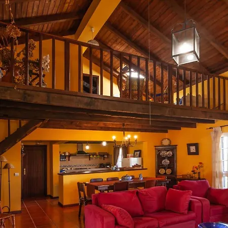 Chalet Pico Pedras Santana (Madeira)