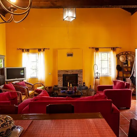 Pico Pedras Chalet *